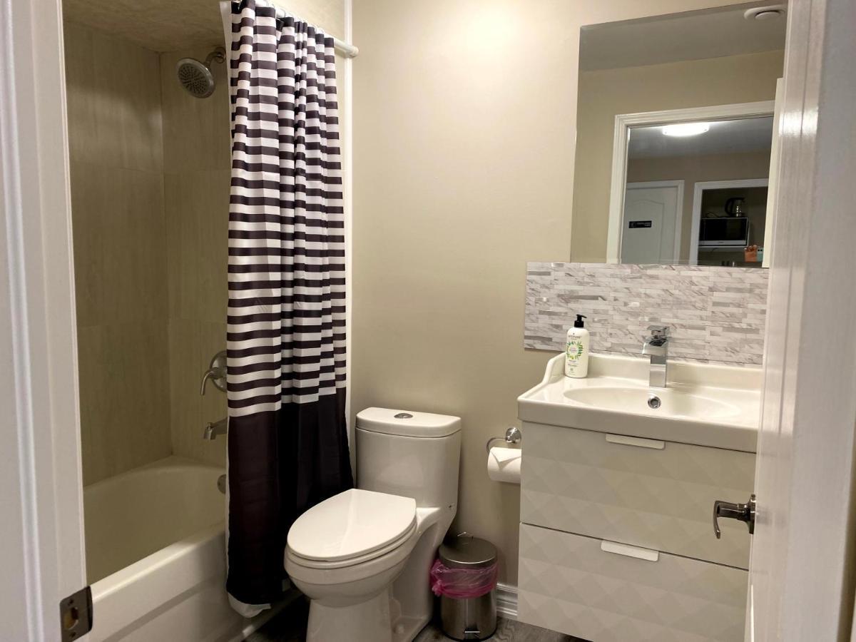 Entire Basement With 3 Bedrooms Niagara Falls Eksteriør billede