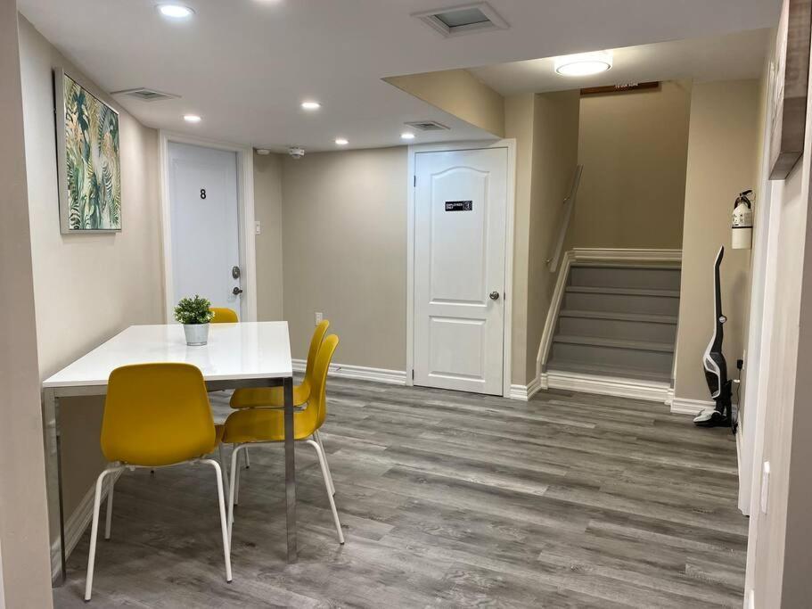 Entire Basement With 3 Bedrooms Niagara Falls Eksteriør billede