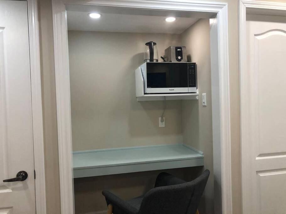 Entire Basement With 3 Bedrooms Niagara Falls Eksteriør billede